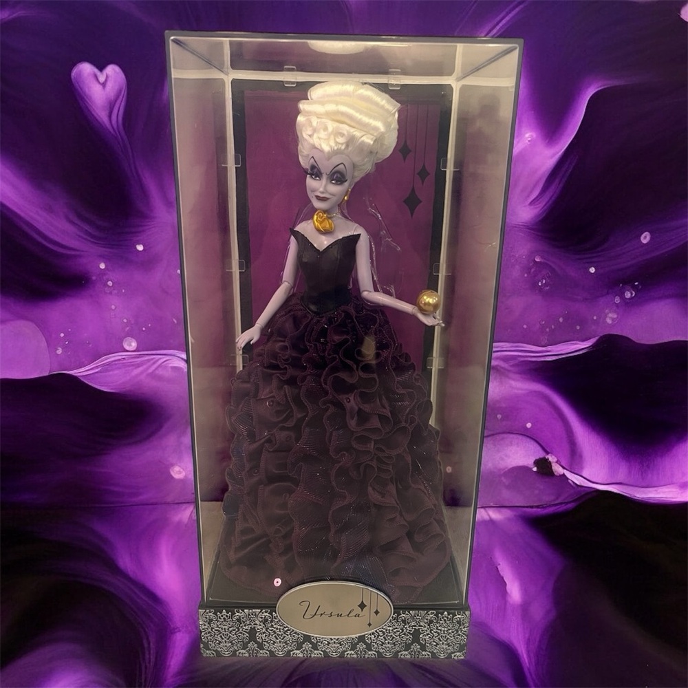 *Exclusive* Disney Villains Designer Collection Ursula Doll (New in Box)